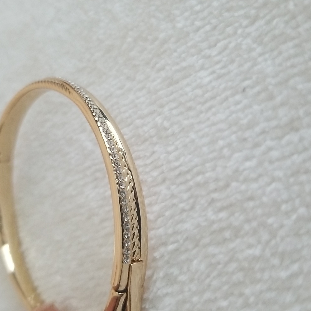 New Ralph Lauren Pave Crossover Bangle Bracelet - Picture 6 of 6